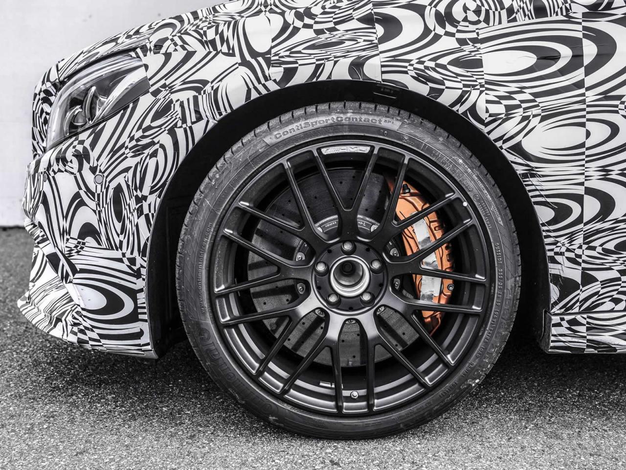 Primeras imágenes oficiales del Mercedes C 63 AMG Coupé 3