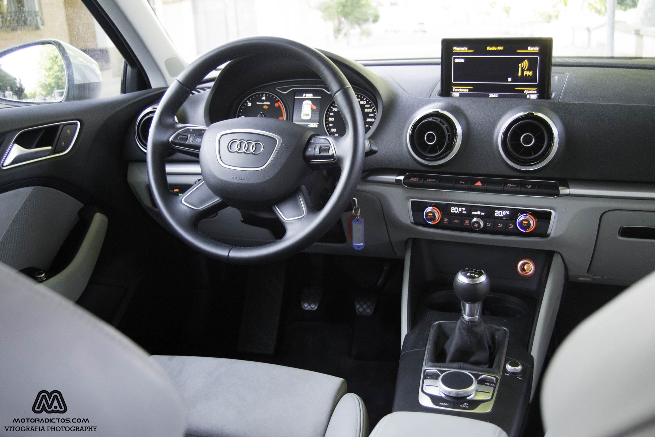 Prueba: Audi A3 1.6 TDI Ultra 110 CV (diseño, habitáculo, mecánica) 7