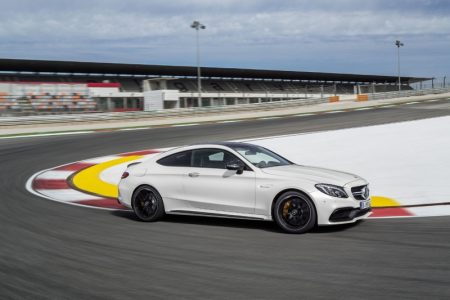 Mercedes-AMG C 63 Coupé: Ya es oficial y llega con 476 y 510 CV