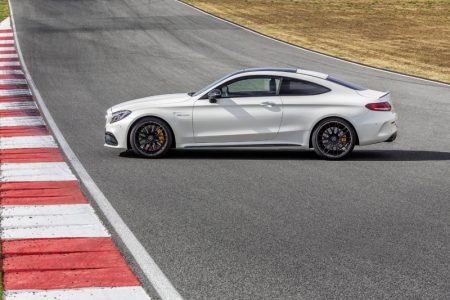 Mercedes-AMG C 63 Coupé: Ya es oficial y llega con 476 y 510 CV