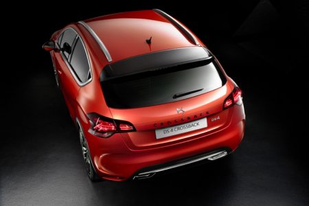 DS4-Crossback-2015-3
