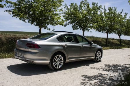 Prueba: Volkswagen Passat 2.0 TDI 150 CV Sport (equipamiento, comportamiento, conclusión)