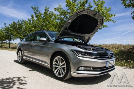 Prueba: Volkswagen Passat 2.0 TDI 150 CV Sport (equipamiento, comportamiento, conclusión)