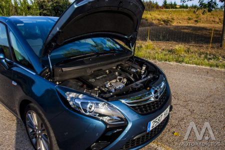 Prueba: Opel Zafira Tourer Turbo 200 CV (equipamiento, comportamiento, conclusión)