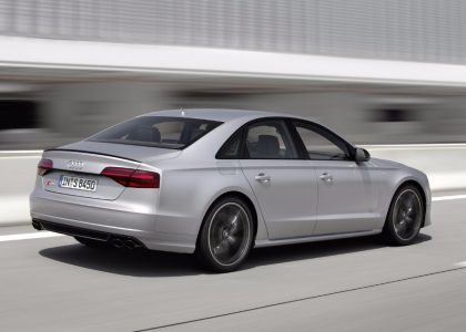 audi-s8-plus-201522577_4
