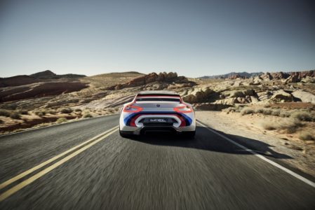 bmw-csl-hommage-r-pebble-beach-2015-201522703_7