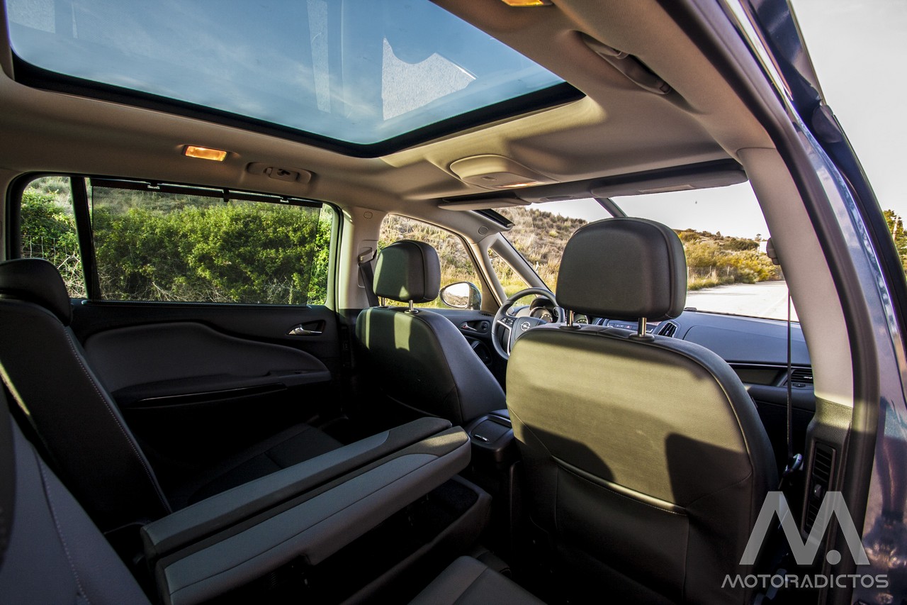 Prueba: Opel Zafira Tourer Turbo 200 CV (diseño, habitáculo, mecánica) 4
