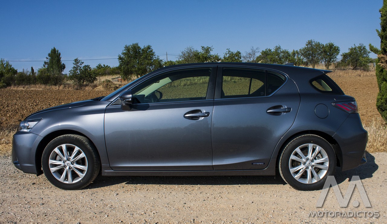 Prueba: Lexus CT 200h (diseño, habitáculo, mecánica)