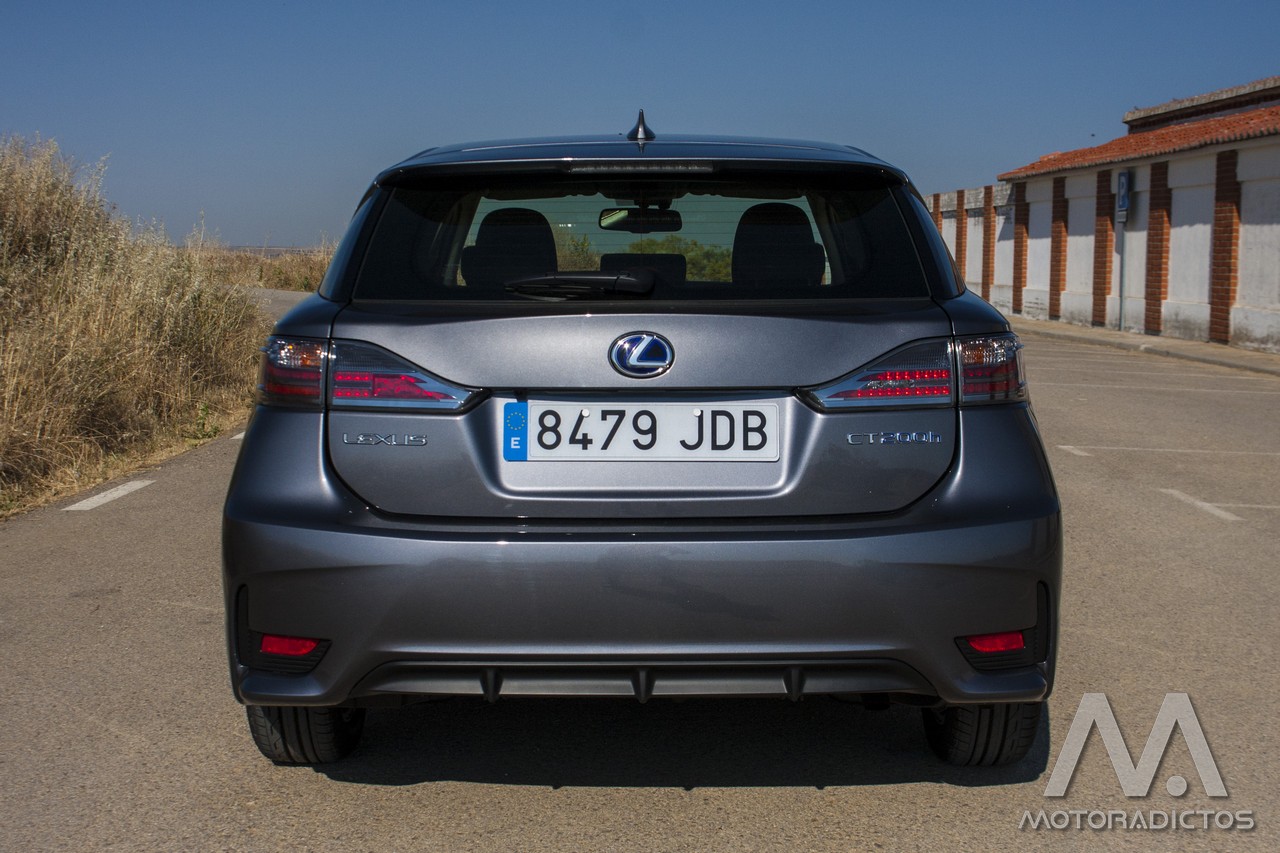 Prueba: Lexus CT 200h (diseño, habitáculo, mecánica)