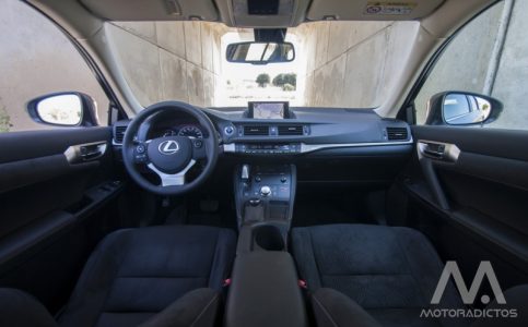 Prueba: Lexus CT 200h (equipamiento, comportamiento, conclusión)