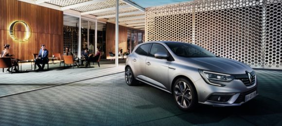 Renault oficializa el nuevo Mégane 2016: Más ancho y bajo, además de la versión GT