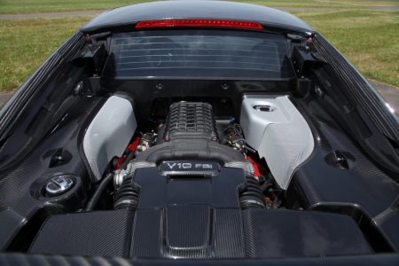 RECON MC8: Un Audi R8 V10 con 950 CV, propulsión trasera y kit de carrocería en fibra de carbono