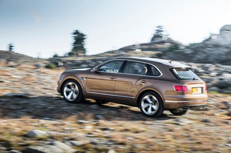 bentley-bentayga-201523066_9