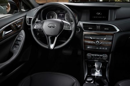 infiniti-q30-201523162_18