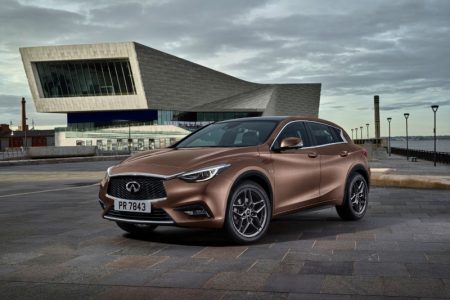 infiniti-q30-201523162_7