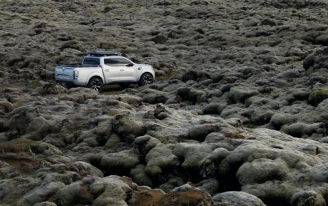 renault-alaskan-concept-201522983_14