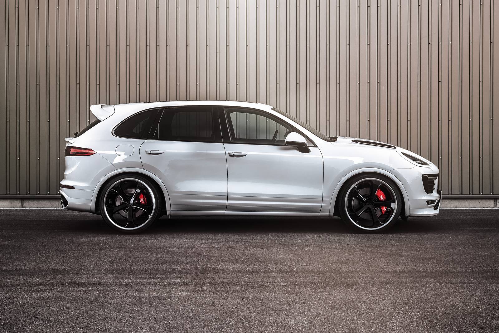 TechArt quiere darle ese toque macarra a tu Porsche Cayenne y hacerlo más rápido que en Bentley Bentayga