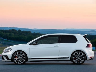 volkswagen-golf-gti-clubsport-201523070_2