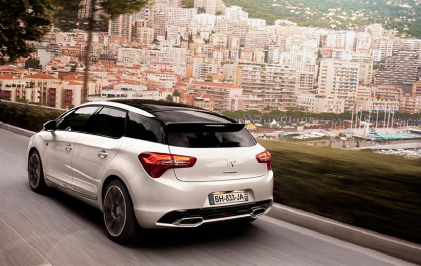 2015_Citroen_DS5_Rear