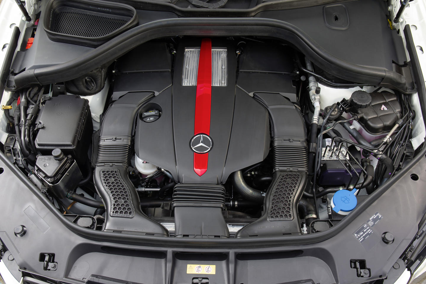 Mercedes_GLE_450_AMG_2016_4