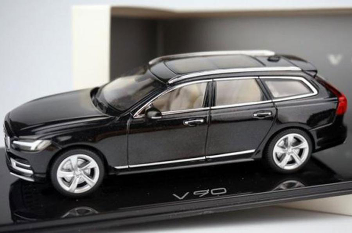 El Volvo V90 se filtra también en un modelo a escala