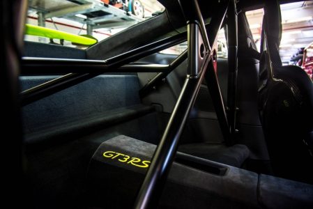 Porsche-911-GT3-RS-3