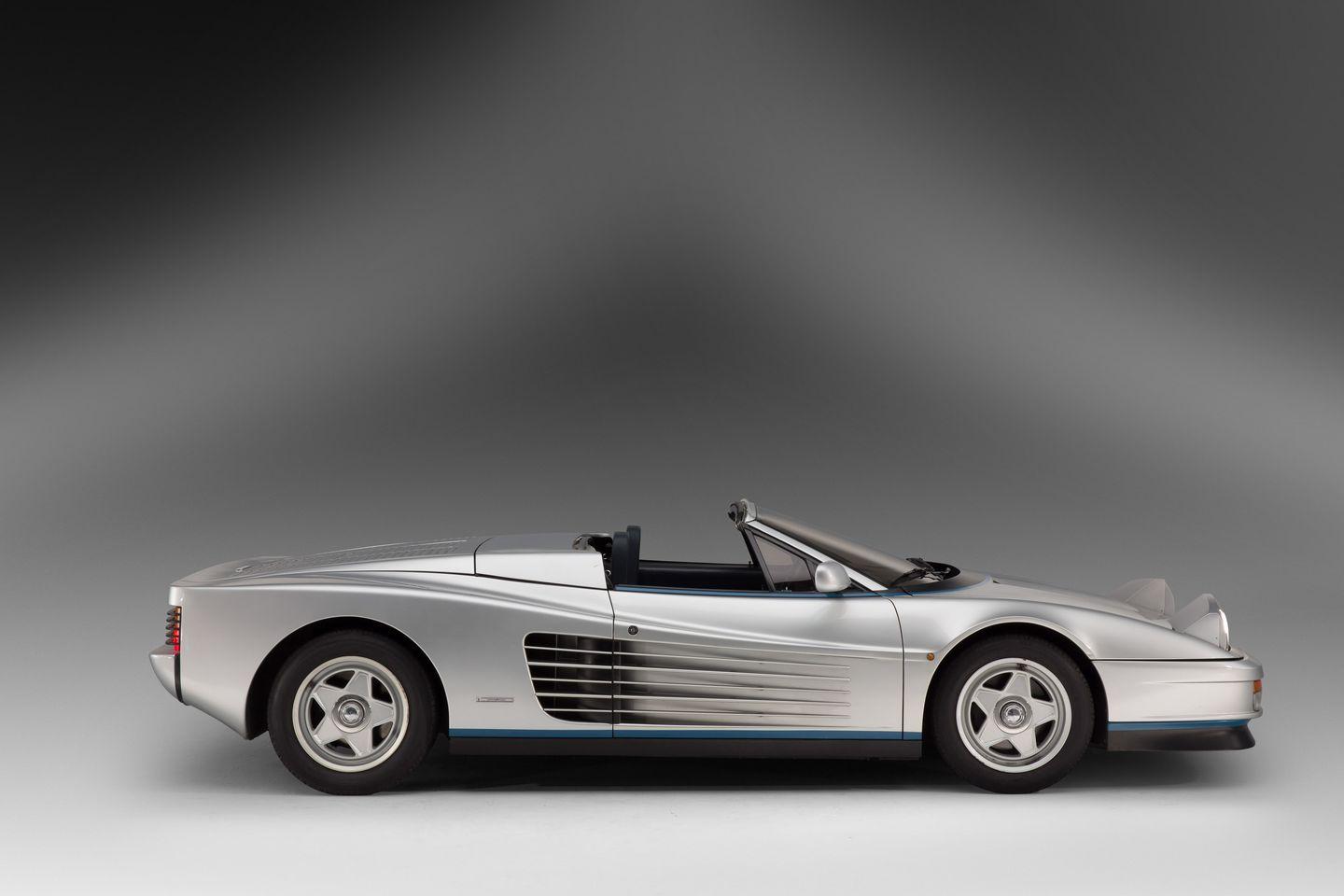 Este Ferrari Testarosa Spider podría ser tuyo si tienes 900.000 euros disponibles 3