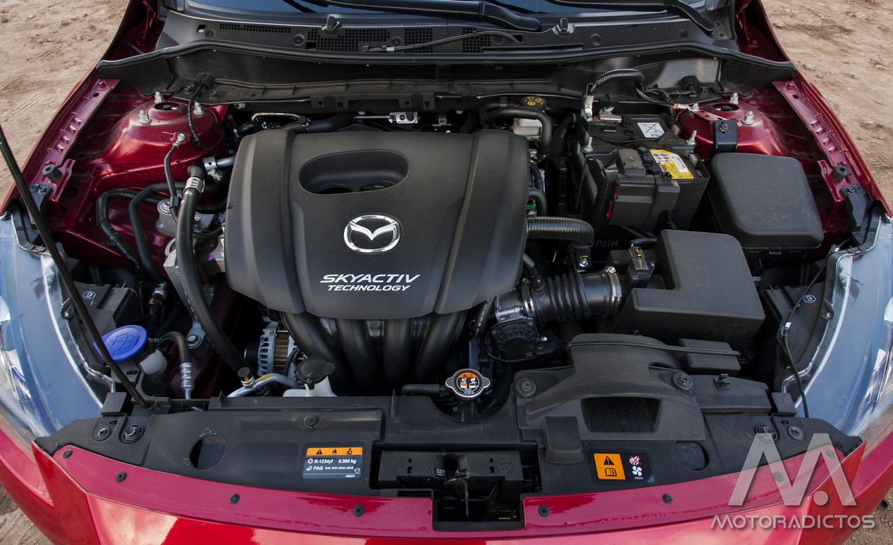 Prueba: Mazda 2 SkyActiv-G 75 CV Style+ (diseño, habitáculo, mecánica) 5