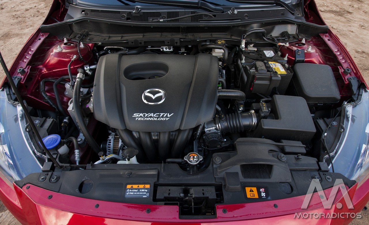 Prueba: Mazda 2 SkyActiv-G 75 CV Style+ (diseño, habitáculo, mecánica)