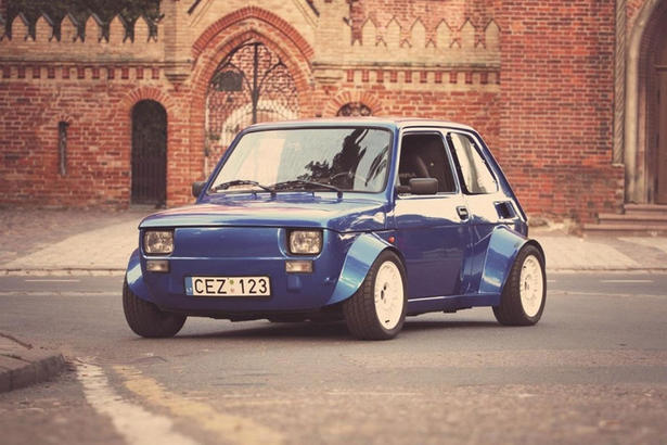 Vídeo: Este Fiat 126p con motor VTEC Turbo no es nada convencional... 3