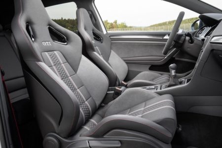 volkswagen-golf-gti-clubsport-2016-14