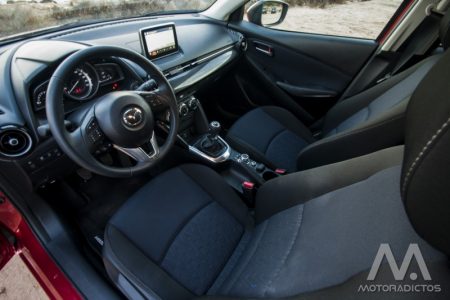 Prueba: Mazda 2 SkyActiv-G 75 CV Style+ (equipamiento, comportamiento, conclusión)