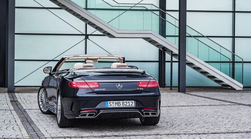 Mercedes-AMG S65 Cabrio: Disfrutando de un V12 sin techo