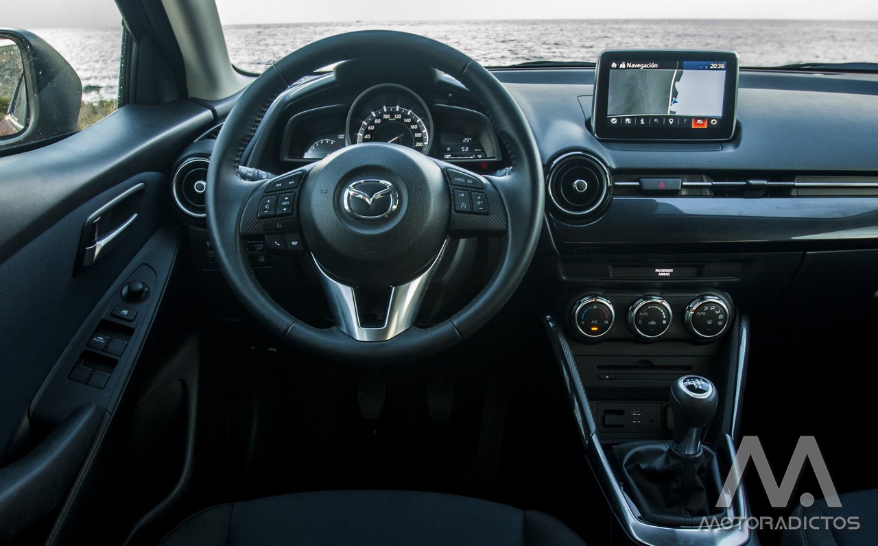 Prueba: Mazda 2 SkyActiv-G 75 CV Style+ (equipamiento, comportamiento, conclusión)