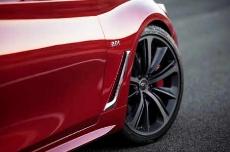 2017-Infiniti-Q60-Coupe-10