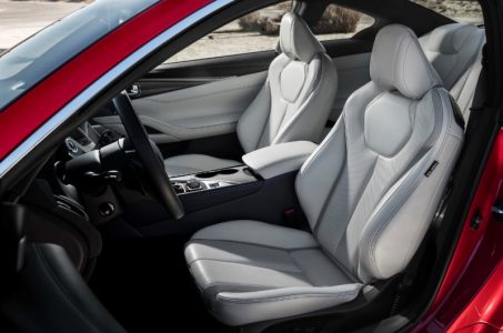 2017-Infiniti-Q60-Coupe-13