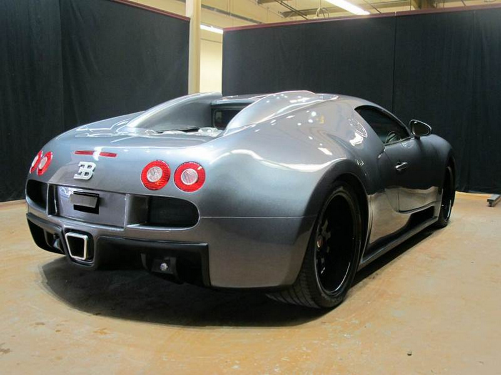 Cuando no te llega para el modelo original: Réplica de Bugatti Veyron por 75.000 euros 2