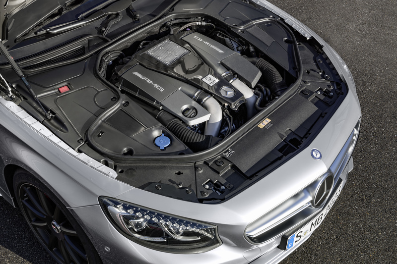 Mercedes-AMG S 63 4MATIC  Cabriolet "Edition 130" (Fuel consumption combined: 10.4 l /100 km; combined CO2 emissions: 244 g/km; Kraftstoffverbrauch kombiniert: 10,4 l/100 km; CO2-Emissionen kombiniert: 244 g/km)