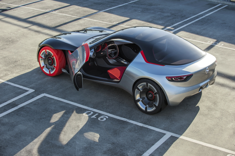 Opel GT Concept, primeras imágenes oficiales 4
