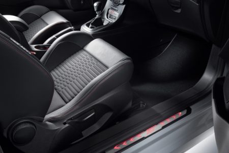 Ford-Fiesta-ST200-9