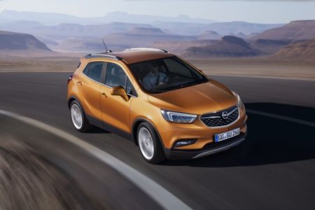 Opel Mokka X 2017: Renovación profunda para el SUV con numerosos cambios