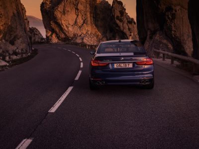 BMW Alpina B7 xDrive: Con 600 CV no es el M7, pero... se le parece