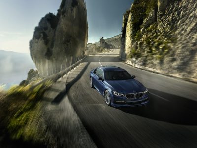 BMW Alpina B7 xDrive: Con 600 CV no es el M7, pero... se le parece