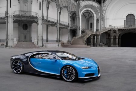 ¡Ya está aquí! Bugatti Chiron: 1500 CV, 16 cilindros y sólo 2,2 segundos para alcanzar los 100 km/h