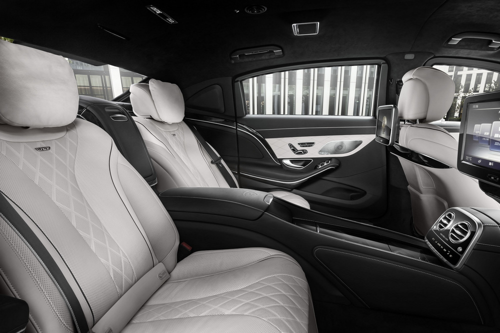 Mercedes-Maybach S 600 Guard.