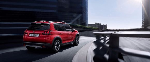 Peugeot 2008 2016: El crossover recibe una actualización tras tres años en el mercado