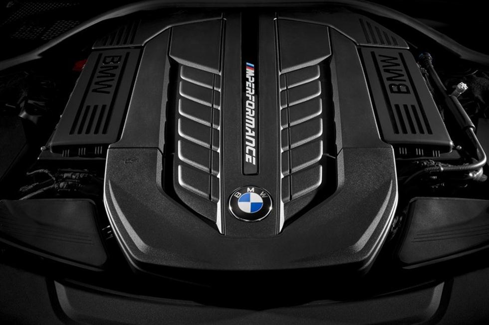 Oficial: BMW Serie 7 M760i xDrive, "el M7"