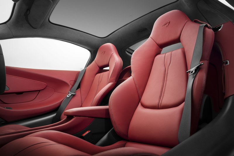 Oficial: McLaren 570GT, el más lujoso de la casa 2