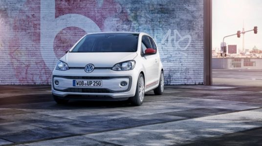 El Volkswagen Up! 2016, ahora con motor turbo de 90 CV y estética renovada