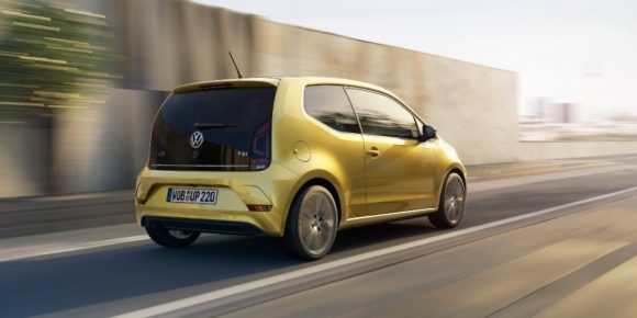 El Volkswagen Up! 2016, ahora con motor turbo de 90 CV y estética renovada